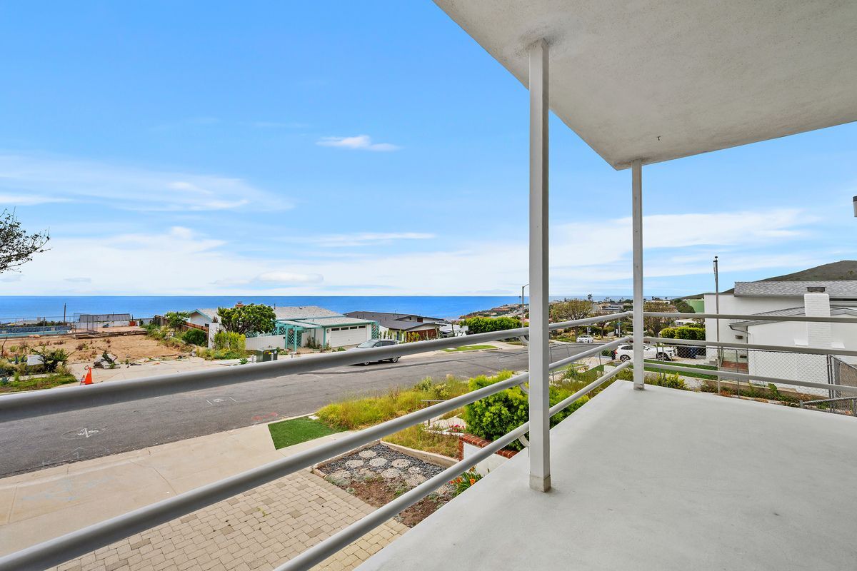 Building Photo - 18145 Kingsport Dr