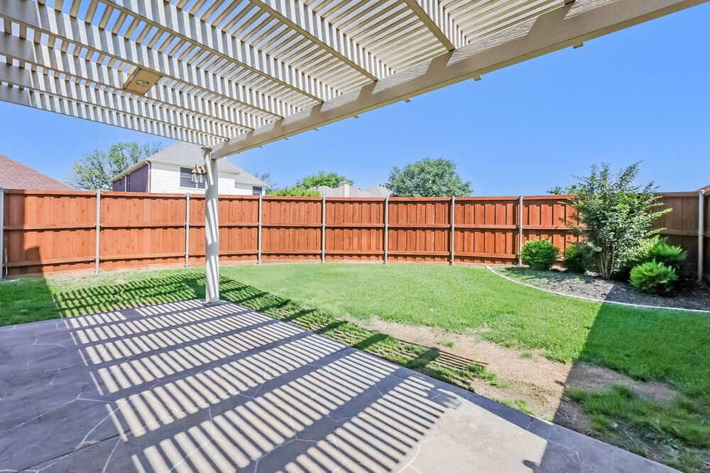 Building Photo - 2325 Cimmaron Dr