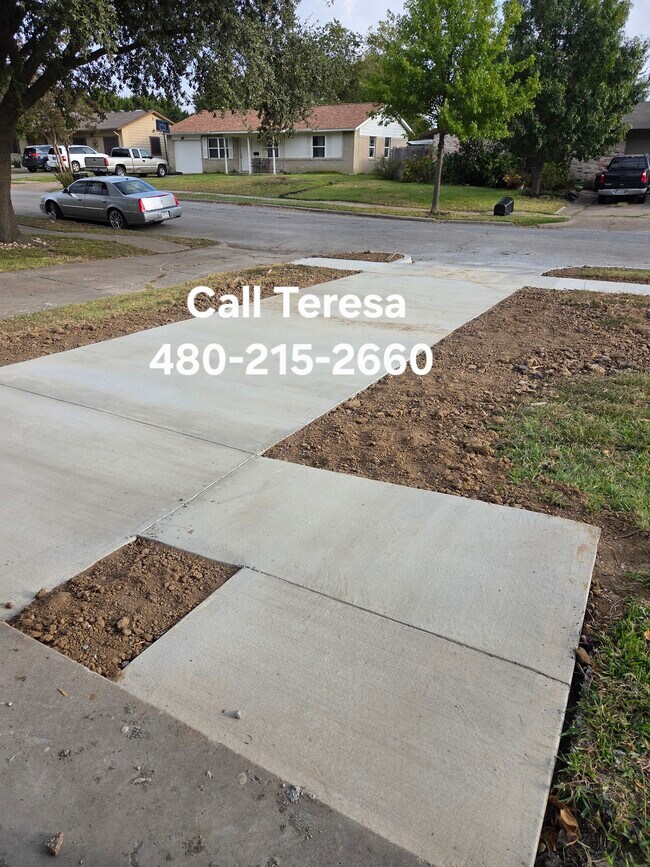 Building Photo - 4325 Chestnut Dr