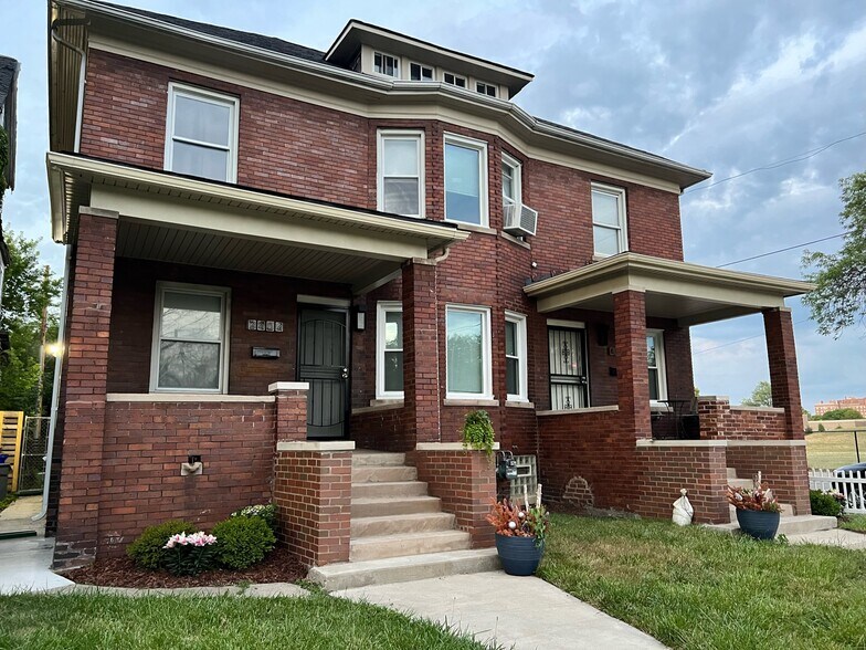 Building Photo - 2404 Baldwin St