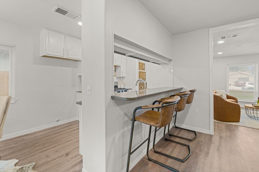 Building Photo - 10223 Flatland Trail