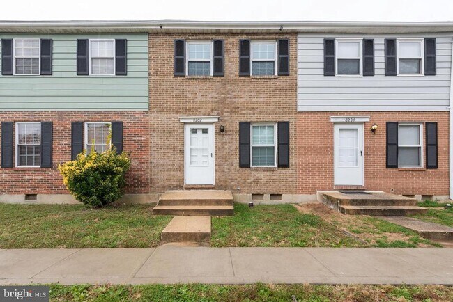 Primary Photo - 8202 Marlton Ct