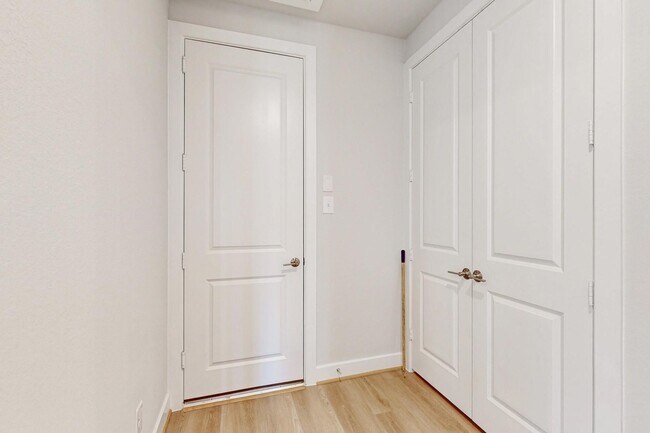 Building Photo - 8810 Drysdale River Rd