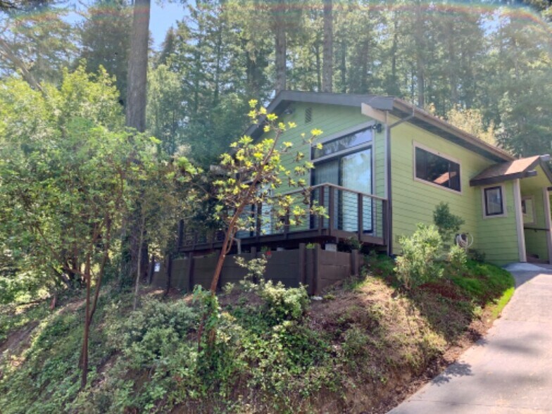 Building Photo - 49 Conifer Way