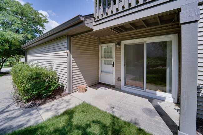 Building Photo - 329 Grissom Ct