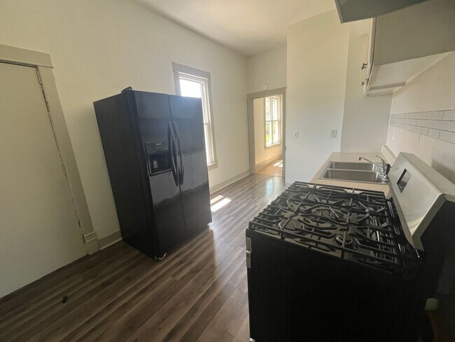 Building Photo - New Listing !!!
