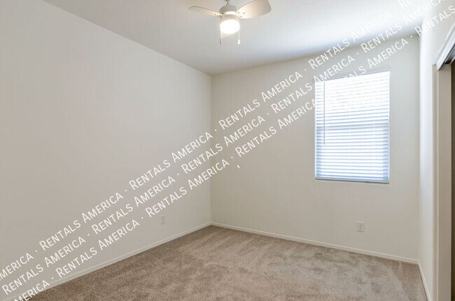 Building Photo - 5468 W Monterey Dr