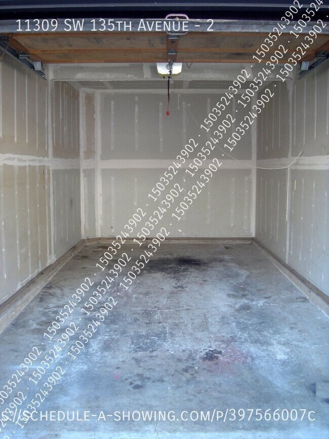 Building Photo - 11309 SW 135th Ave