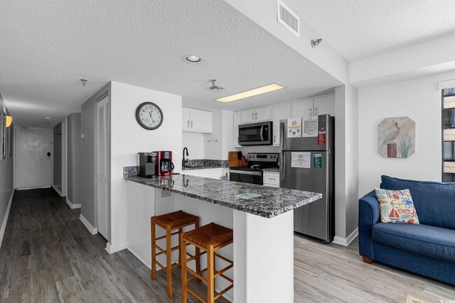 Building Photo - 4000 N Ocean Blvd