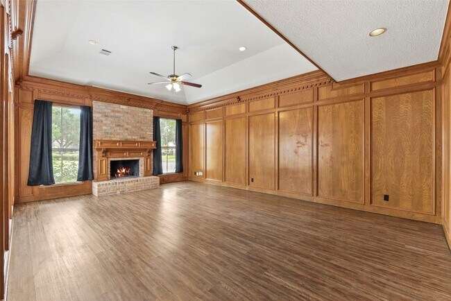 Building Photo - 15014 Lantern Creek Ln