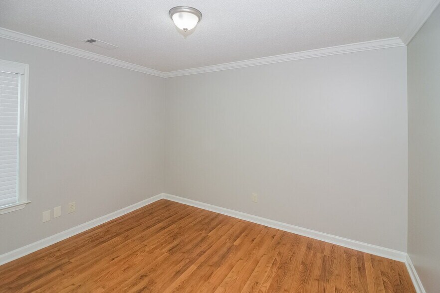 Building Photo - 8315 Red Creek Dr
