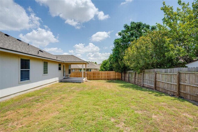 Building Photo - 2509 Pearson Way