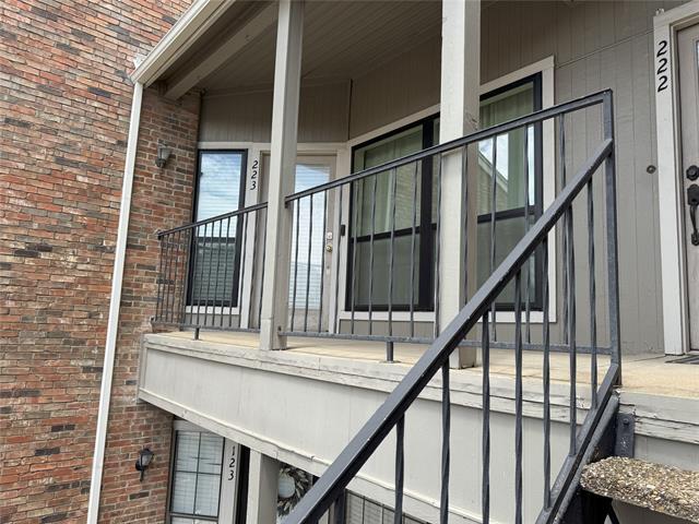 Building Photo - 2736 Silver Creek Dr