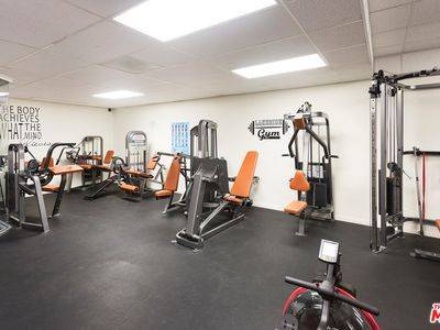 Building Photo - 1311 Summertime Ln