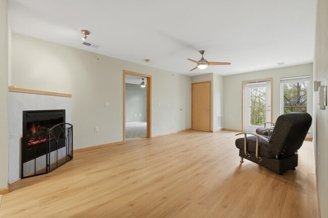 Building Photo - 8206 Starr Grass Dr