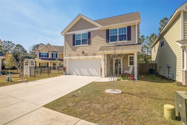 Front - 14 Clayton Ct