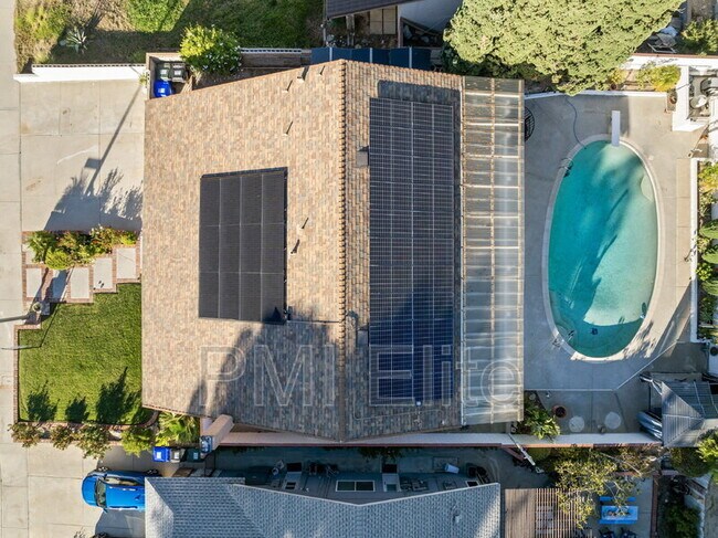 Building Photo - 29160 Flowerpark Dr