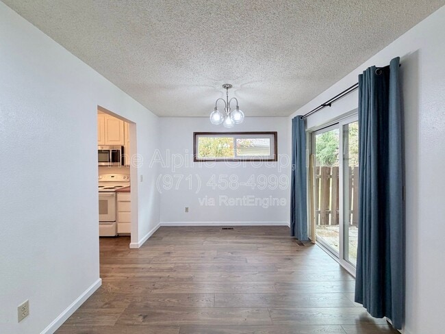 Building Photo - 5462 SW Murray Blvd