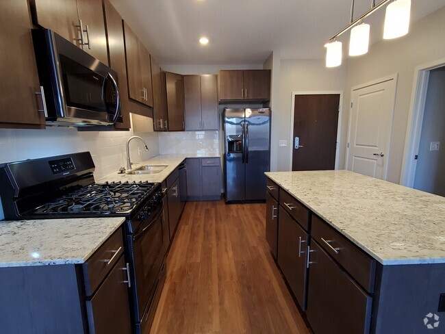 Kitchen of 1 Bedroom - The Heights of Mendota