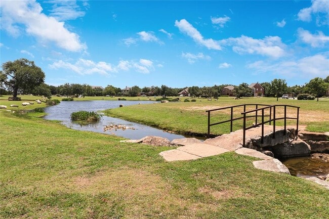 Building Photo - 3009 Silvergrass Cv