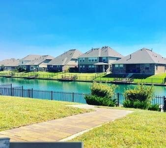 Building Photo - 3947 Amalfi Shores Ct