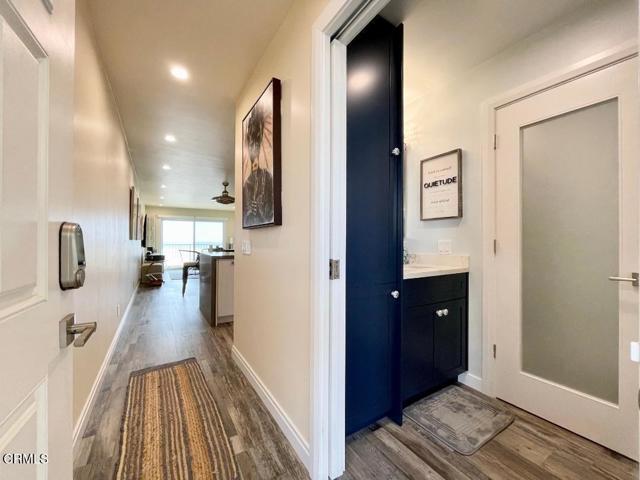 Building Photo - 343 E Surfside Dr