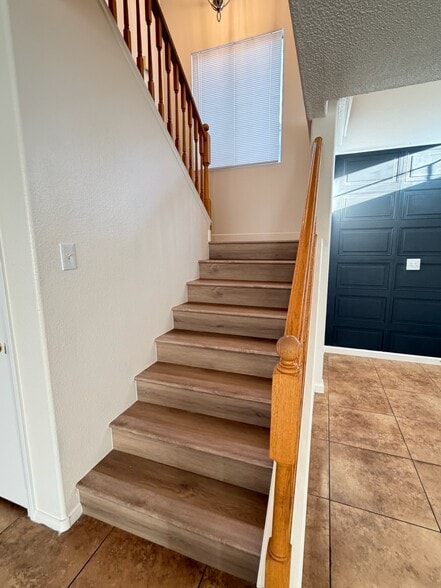 Building Photo - 3380 Stacey Lyn Dr