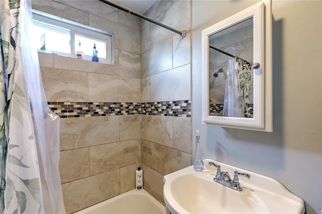 Building Photo - 390 Hope St