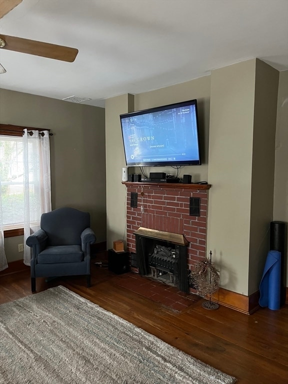 Building Photo - 144 Linwood St