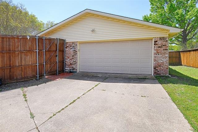 Building Photo - 6536 Mesquite Trail