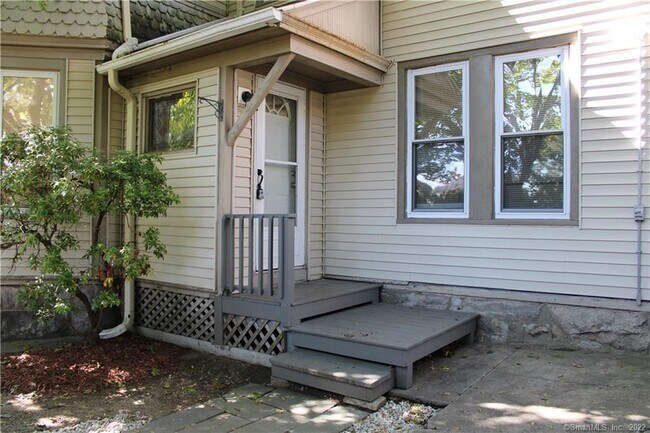 Building Photo - 11 West St