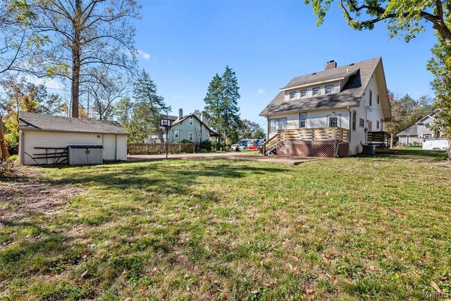 Building Photo - 712 Angenette Ave