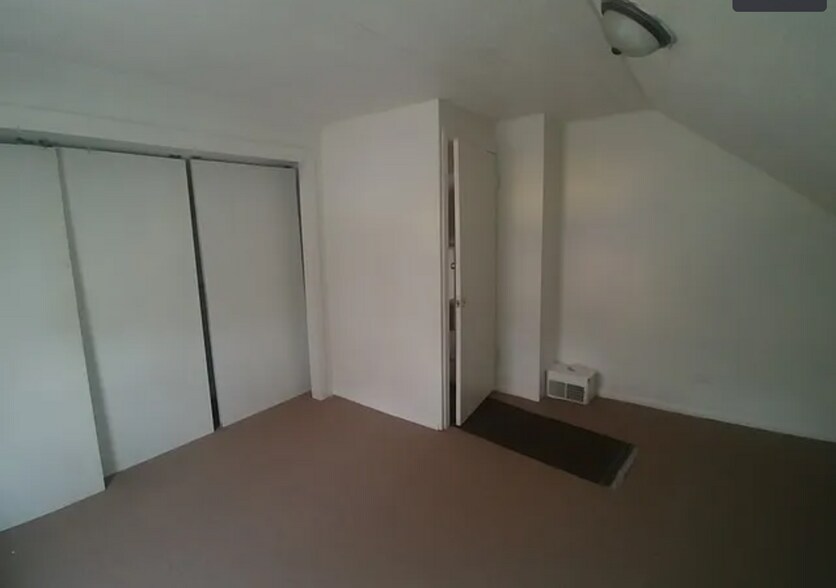 Building Photo - 7944 S Dobson Ave