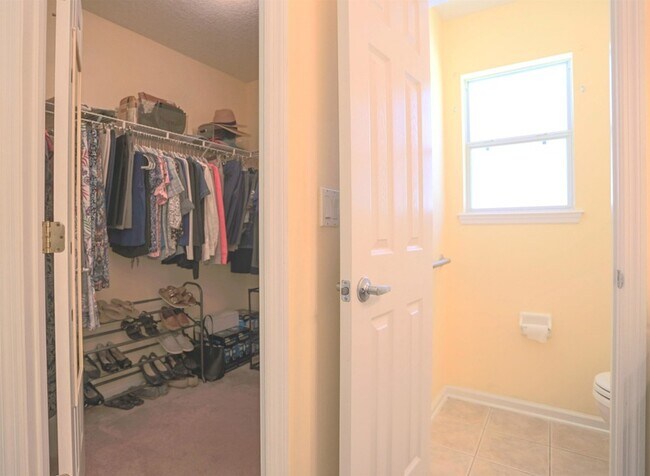 Building Photo - 1761 Keswick Rd