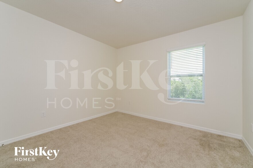 Building Photo - 3345 Wellborn Dr