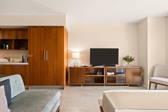 Building Photo - 50 Biscayne Blvd