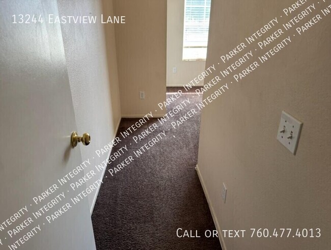 Building Photo - 13244 E View Ln