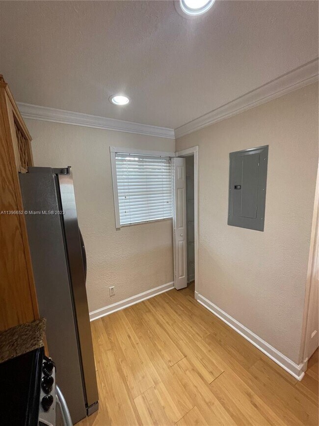 Building Photo - 1501 E Broward Blvd