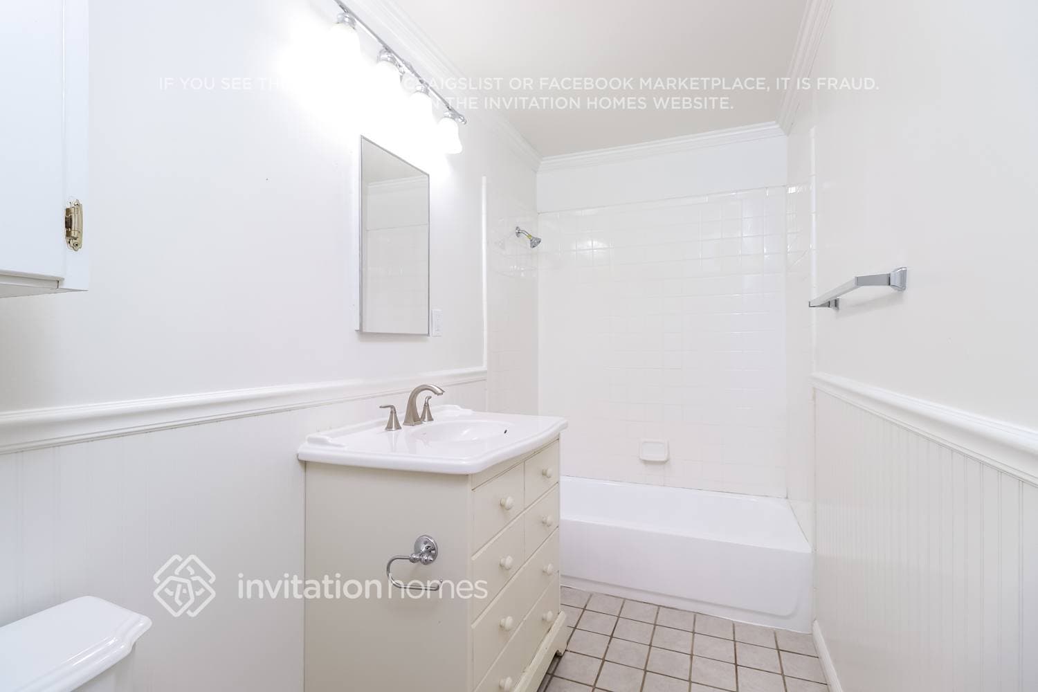 Building Photo - 909 Cottage Dr