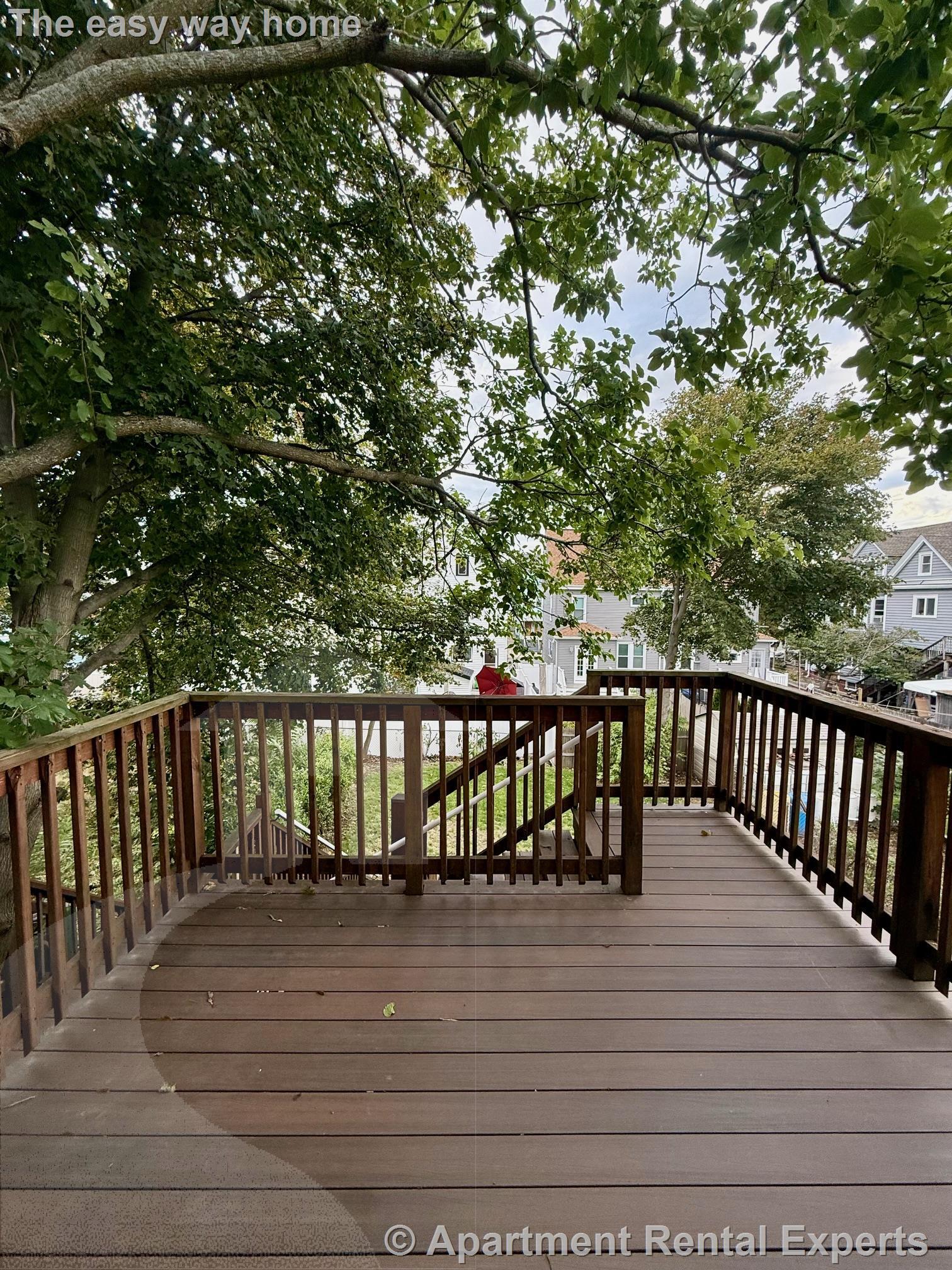 Building Photo - 7 Leyden Ave