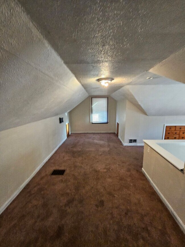 Building Photo - 4239 Asbury Dr