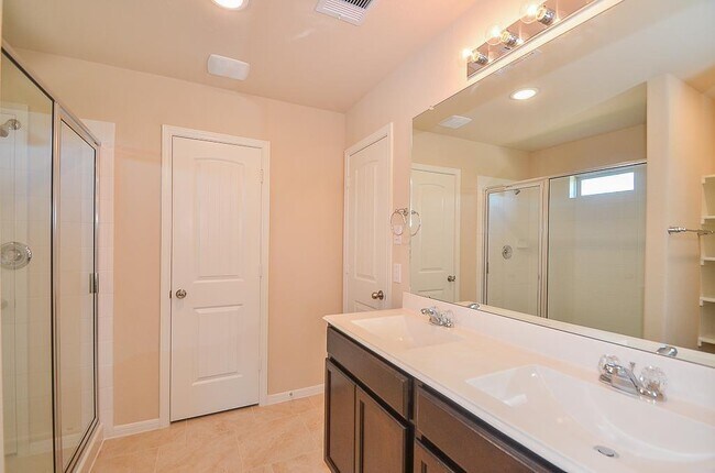 Building Photo - 3002 Josephine Falls Ct