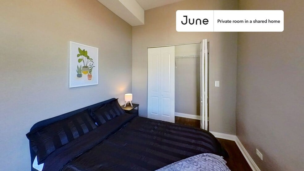 Primary Photo - Private bedroom in 3 bed/1 bath Home