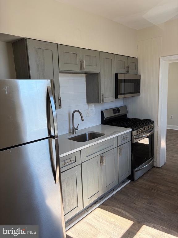 Building Photo - 3245 Aramingo Ave