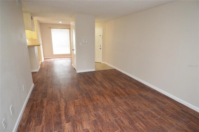 Building Photo - 8756 Mallard Reserve Dr