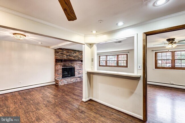 Building Photo - 2119 Eastridge Rd