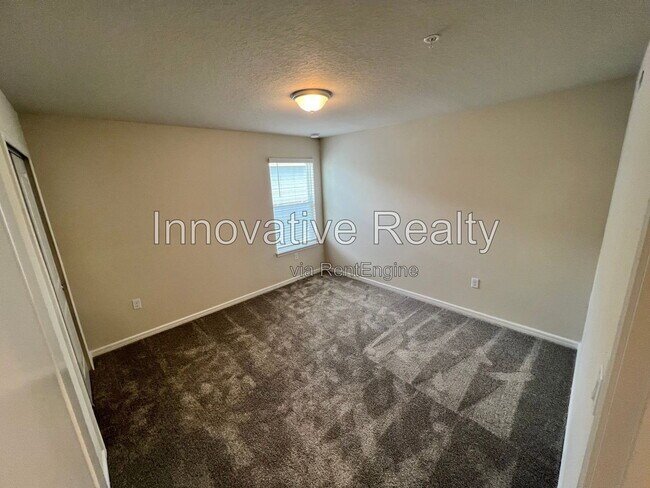 Building Photo - 2895 Clever Ln