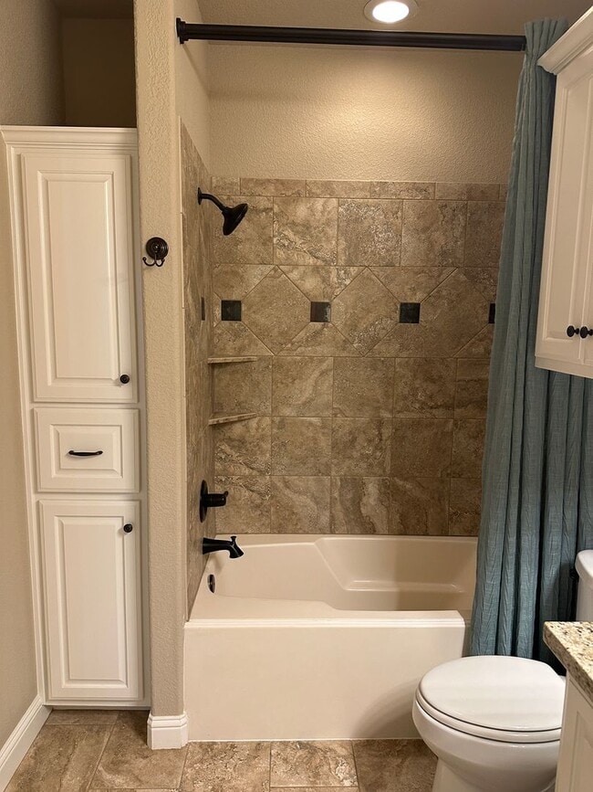 Building Photo - College Station - 4 bedrooms, 2.5 Bathroom...