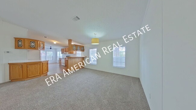 Building Photo - 189 Benjamin St