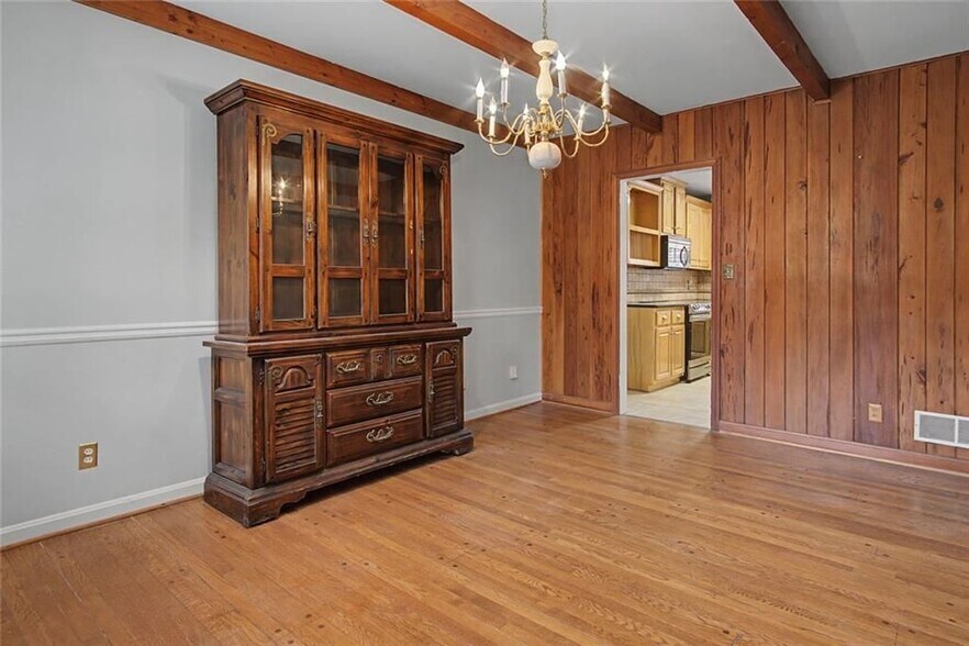 Building Photo - 1001 Wiley Bridge Rd